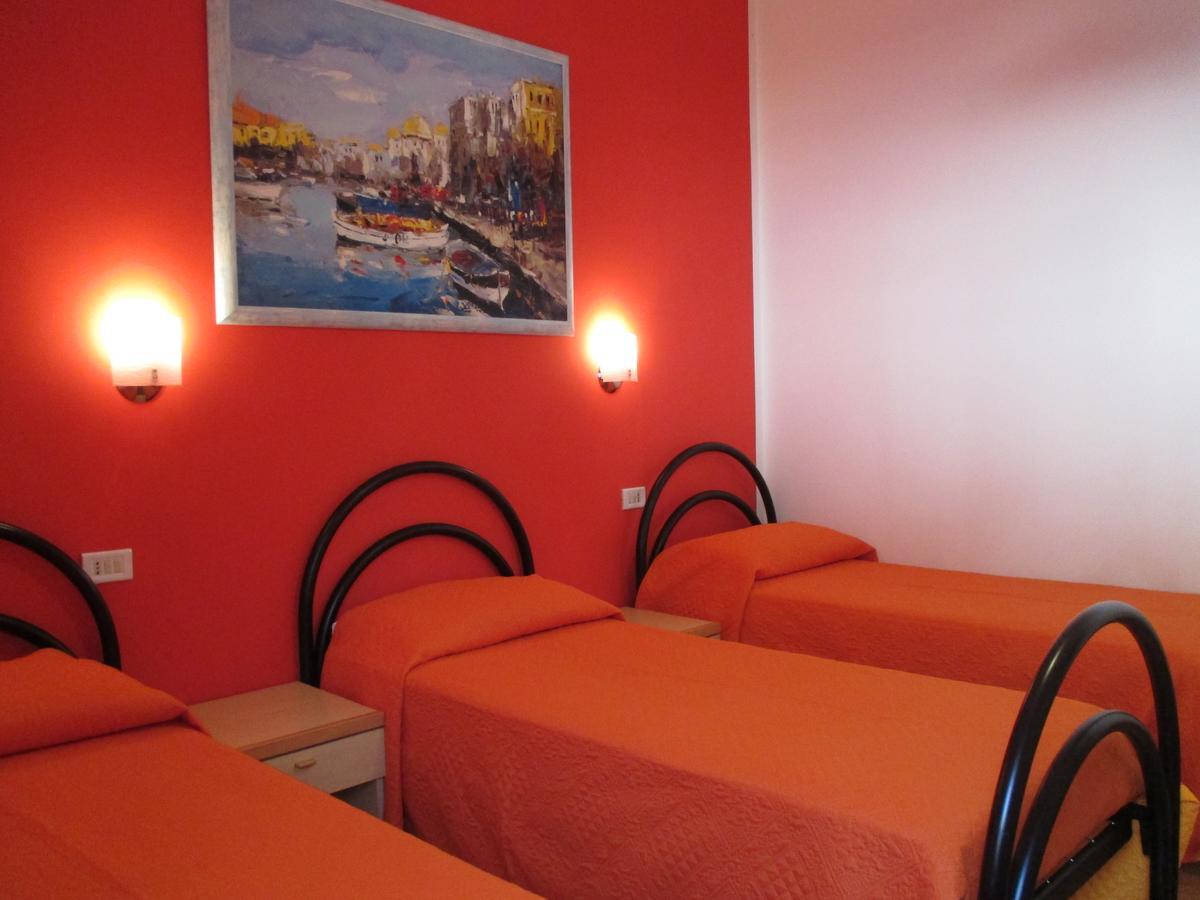 Palinuro Casa Vacanze "Donna Antonia" Екстериор снимка
